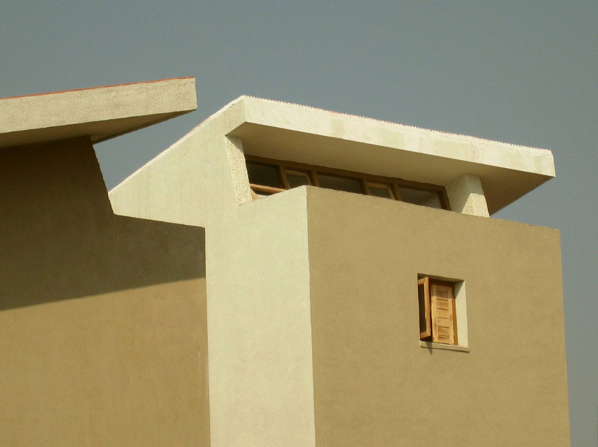 Roofscapes : Non-Teaching Staff Housing 