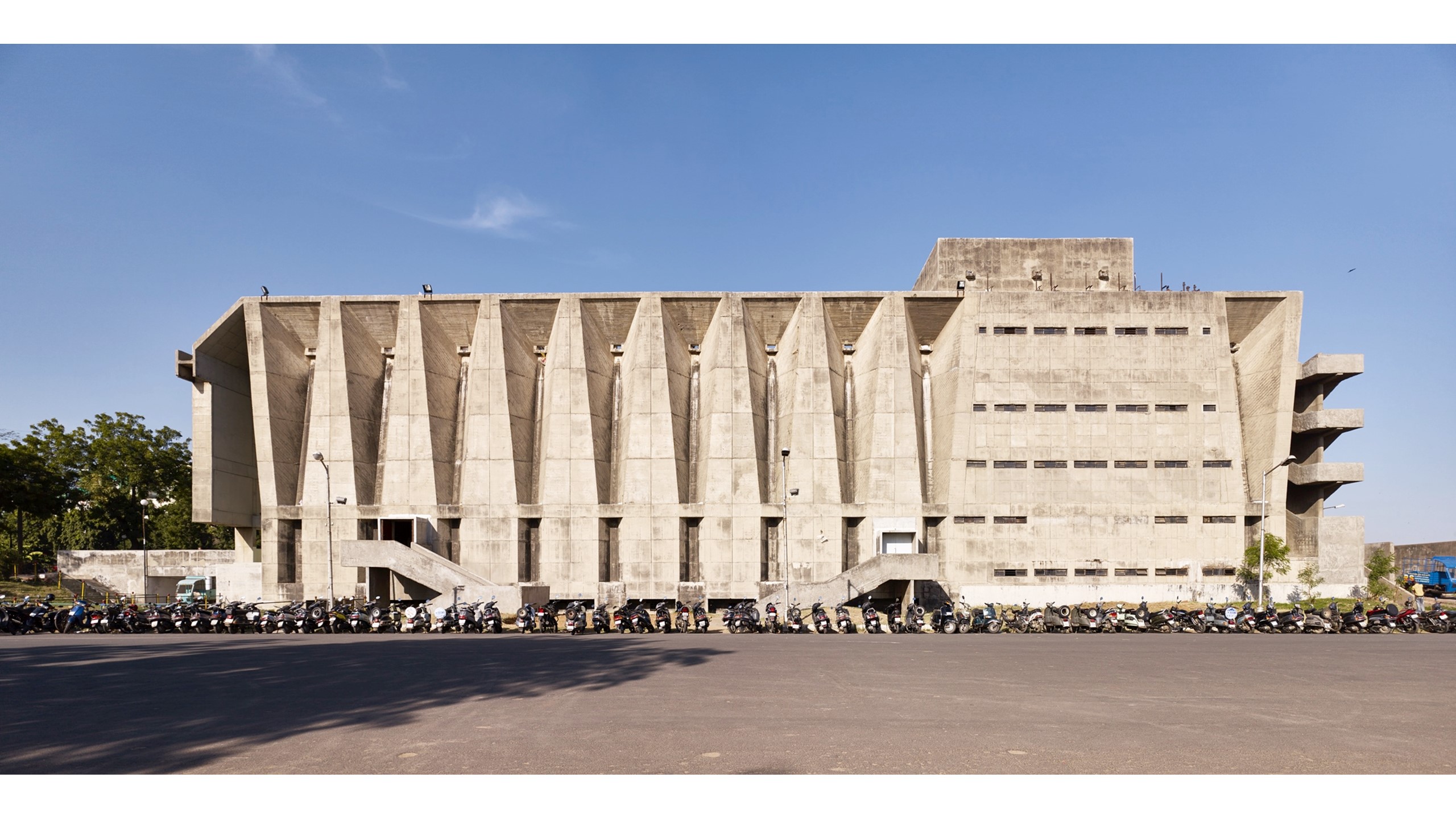 Structural narrative of Indian Modernity as an oeuvre of Mahendra Raj ...
