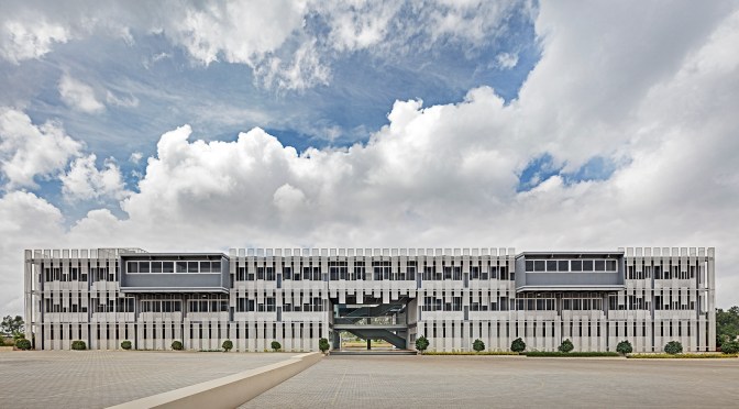CMR University Admin and Academic Block : M9 Design Studio
